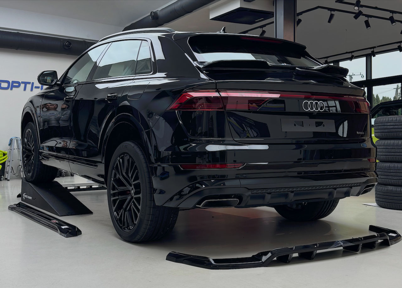 Dokładki carbonowe – realizacja Virtura Customs Kraków