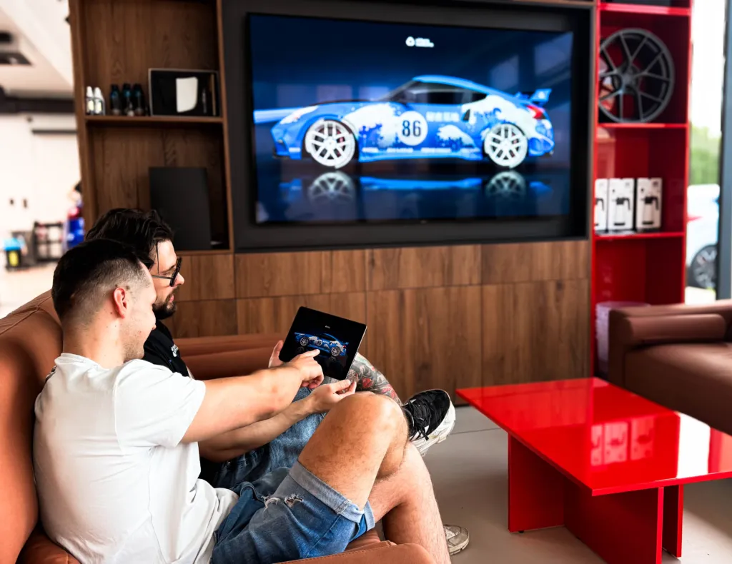 Praca nad projektem graficznym dla Nissana 370Z — VC Design