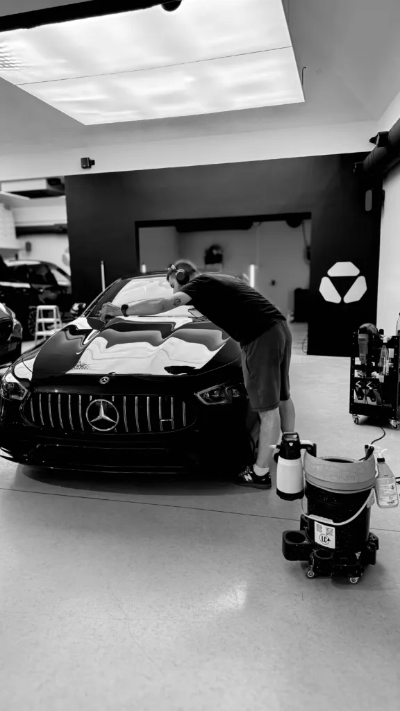 Korekta lakieru Mercedesa-AMG GT 43 4-Door w studiu Virtura Customs pod Krakowem