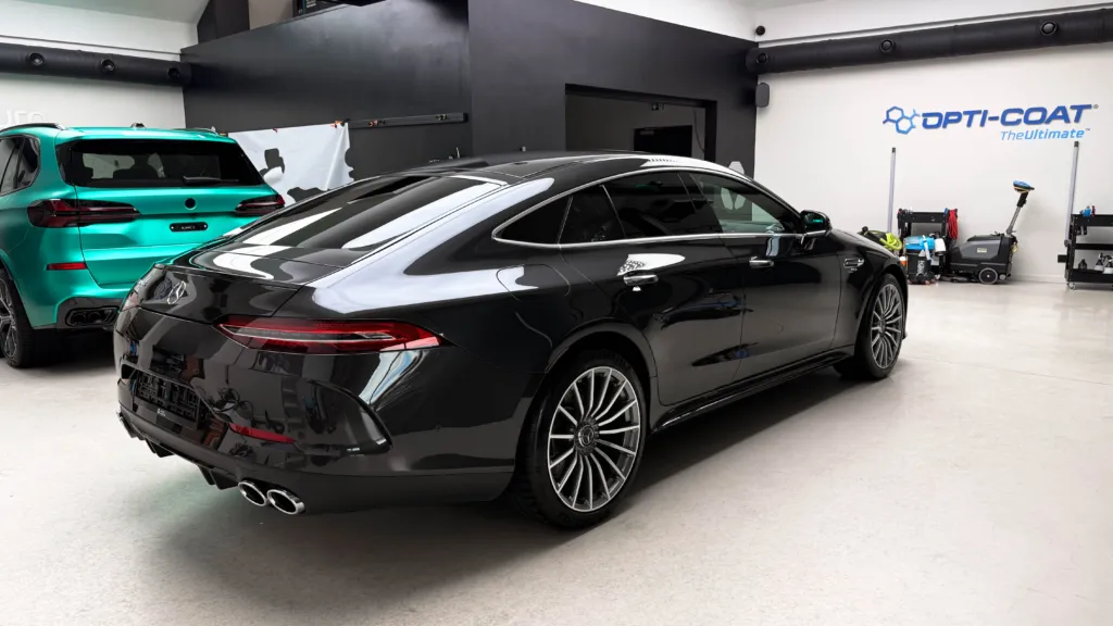Mercedes-AMG GT 43 4-Door od tyłu po detailingu — studio Virtura Customs pod Krakowem